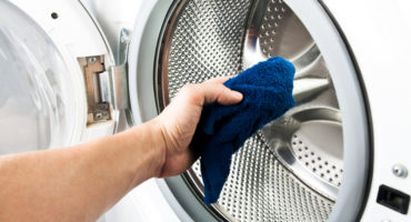 Hvordan kan man overvinde skimmel i en vaskemaskine?