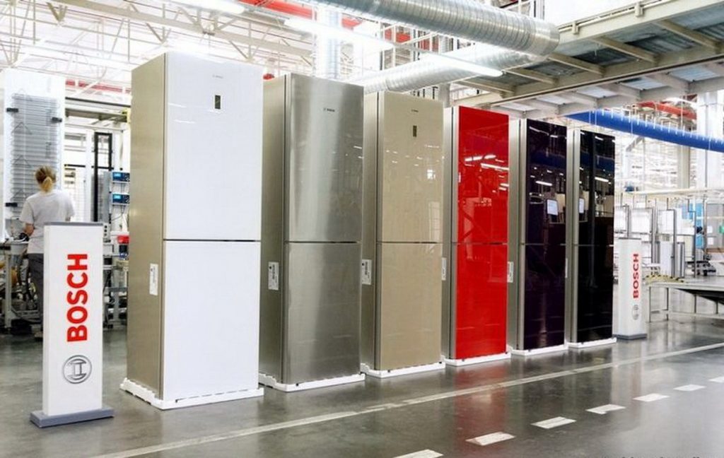 Sådan optøes forskellige typer køleskabe: klargøring og regler for afrimning