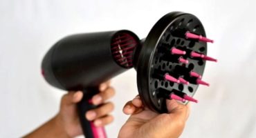 Hvorfor har jeg brug for en diffusor i en hårtørrer?